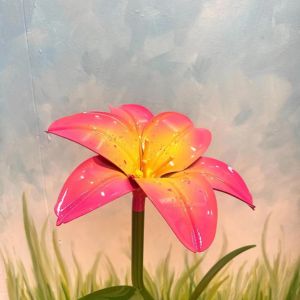 2' daylily flower