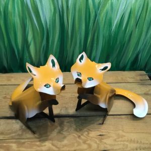sitting baby fox metal art